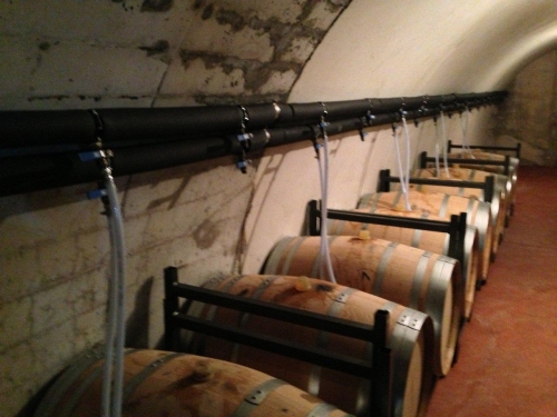 Witte wijn Becquer vaten